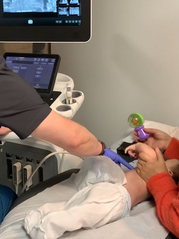 Ecografía Pediátrica Abdominal para Bebés en Antofagasta